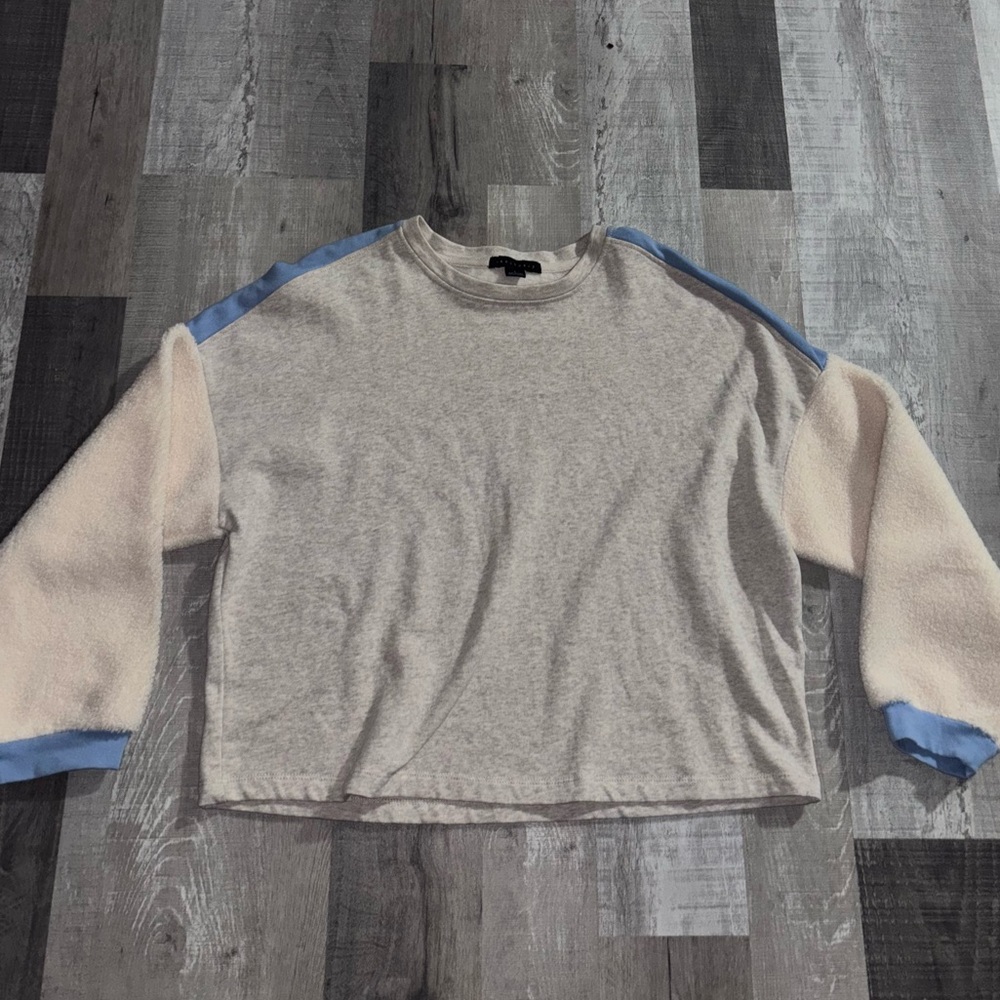 🍦Sanctuary Crew Neck Sweater with Fleece Sleeves